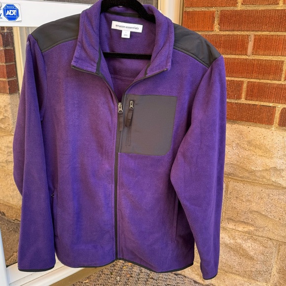 Amazon  Essentials Men's Purple Full Zip Fleese Jacket - LG - Picture 1 of 5